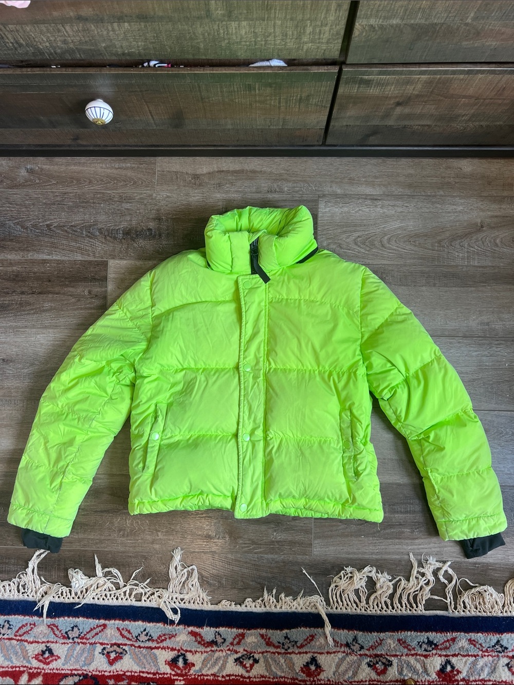 TNA The Super Puff Neon Yellow/Green Sz S
